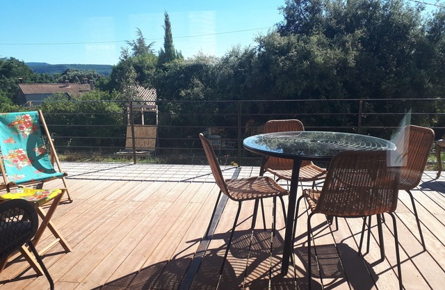 Mob suspended terrace