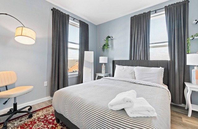 Modern 1BR Near Encore 3975