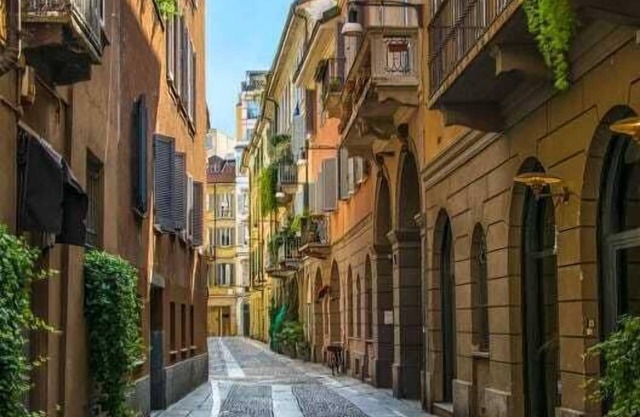 Modern 1BR Suite Nearby Malpensa Airport