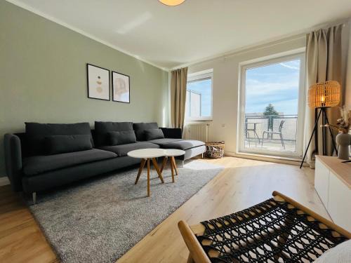 Modern 2-Bedroom Apartment Near Messe 2-4 Guests