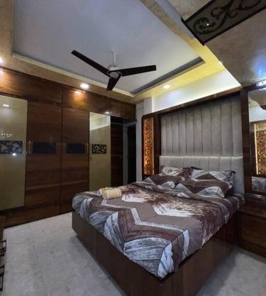 Modern 2bhk in main Lokhandwala WITH WI FI