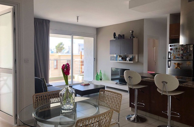 Modern 2BR Apt near Nicosia Mall