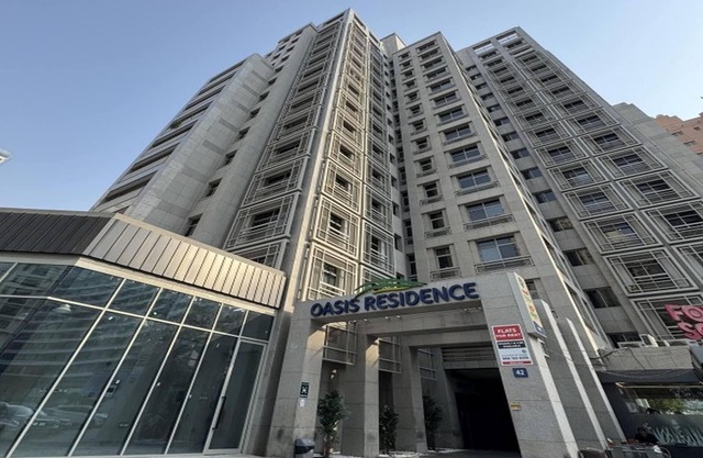 Modern 2BR Apt. | Prime Barsha Heights Location