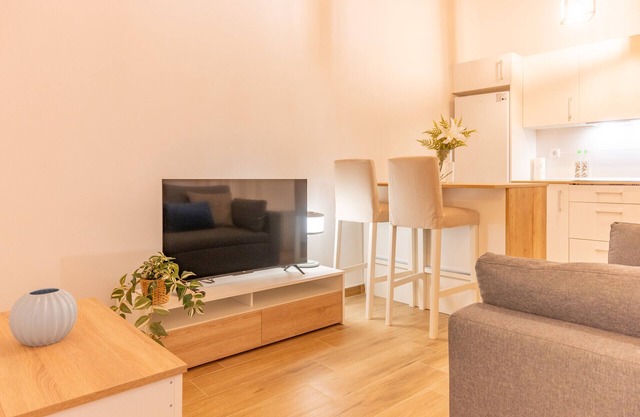 Modern and Bright Apartment in the Heart of Vallecas