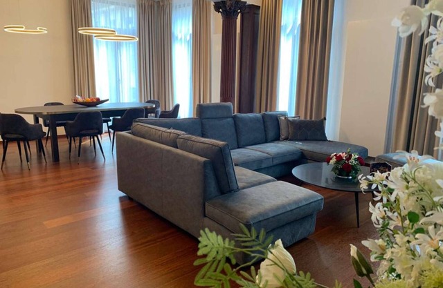 Modern and Stylish! Luxury apartment in the center of Antwerp. Private parking and fully serviced.