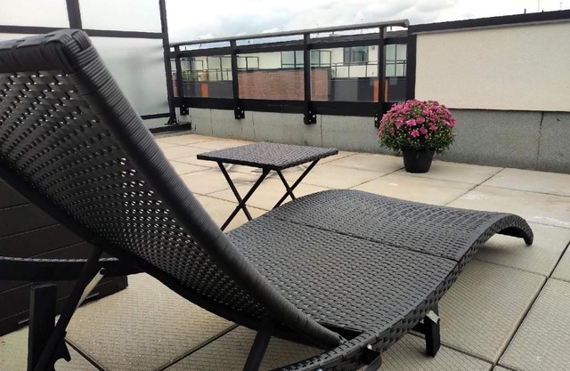 Modern Boutique Townhome Vaughan, Woodbridge 15 minutes to Airport & Attractions