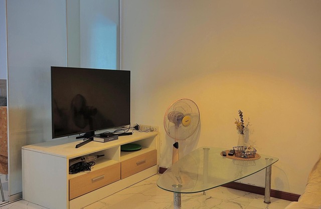 Modern Condo with Full Amenities Bangkok