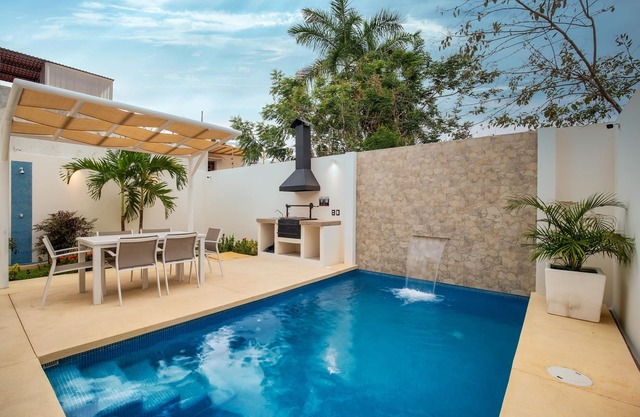 Modern & centrally located with private pool & BBQ - Walk to Everything!