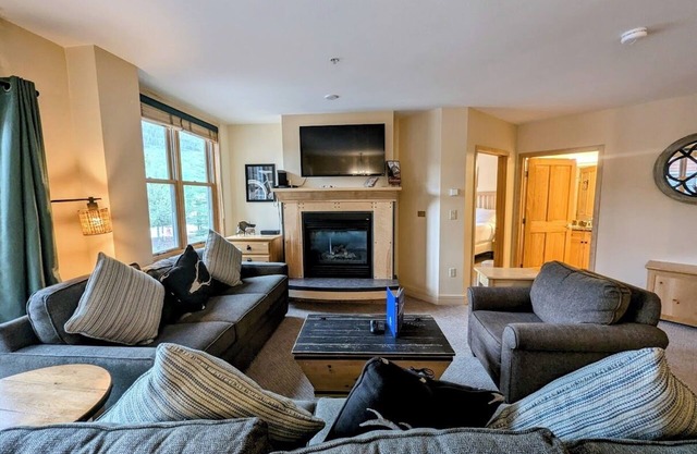 Modern condo located in the heart of River Run Village