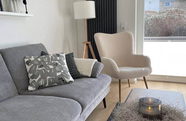 Modern cozy apartment with 2 bedrooms and balcony. Dog welcome