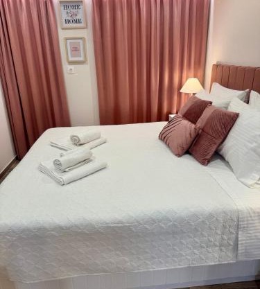 Modern & cozy studio in Chios town