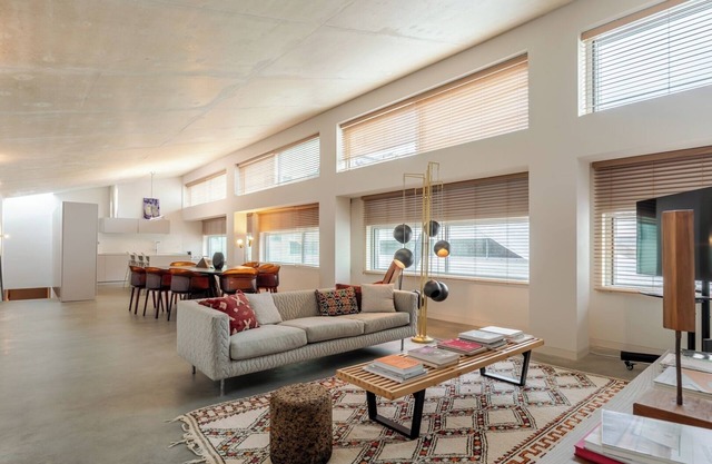 Modern Elegance w/Artistic Soul by HostWise