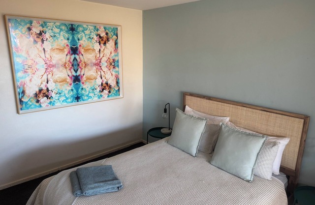 Modern, fully equipped, and pet-friendly accommodation.