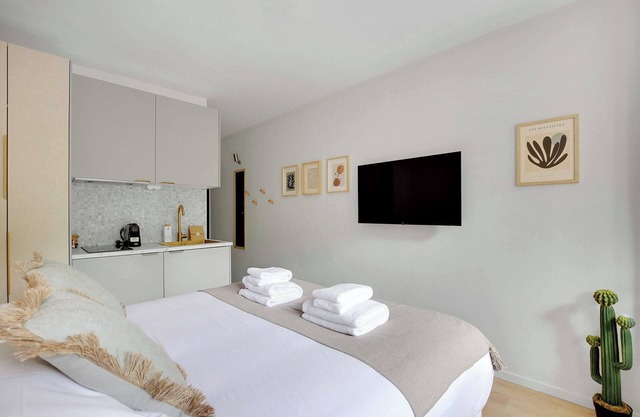 Modern "green Suites" Residence - Meudon/velizy