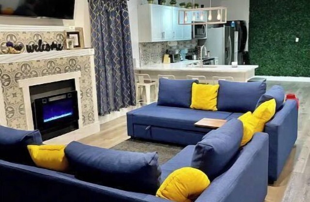 Modern Havana Haven minutes from Wynwood & SoBe