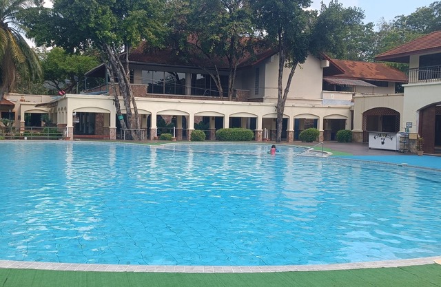 Modern home in Kanchanaburi set in beautiful riverside spa resort