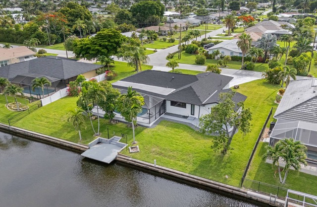 Modern Pool Home Sleeps 16 Fully Renovated