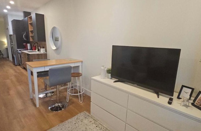 Modern Sophistication at Harbor's Edge, AC, Unit 413