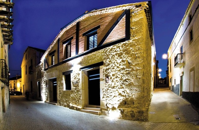 Modern style country house with five star qualities