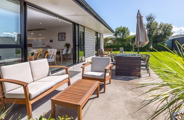 Modern Stylish Comfort