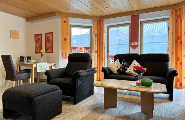 Moderne Ferienwohnung am Südhang des Steinwaldes