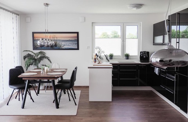 Moderne Ferienwohnung mit Seeblick & Terrasse 96qm