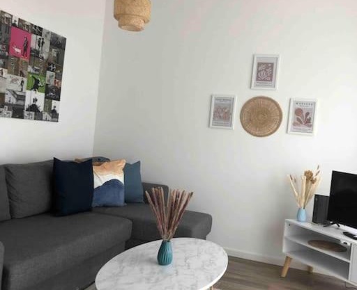 Moderne Neue 2 Zimmer Wohnung