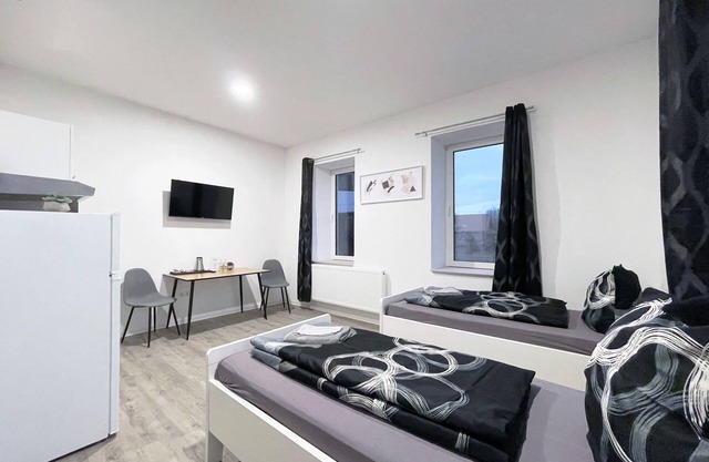 Moderne Studios für Monteure