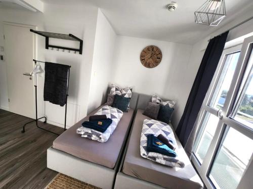 Modernes Apartment mit WIFI, Aufzug & Kostenlos Parken EL-Living