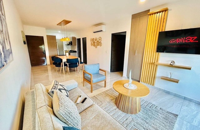 moderno con alberca cerca de la playa by Gpsrentas