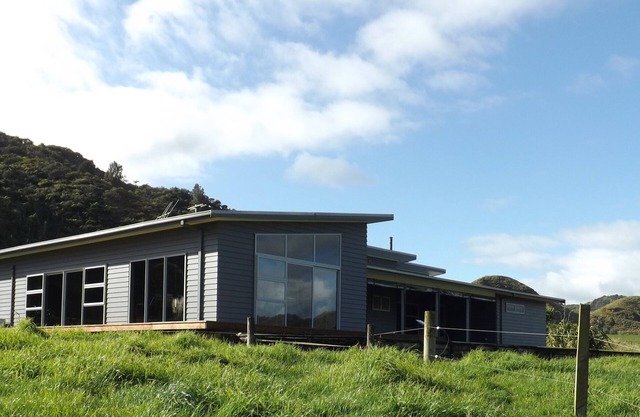 Mokau Holiday Home