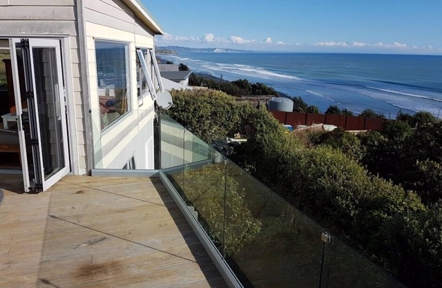 Mokino: Absolutely SENSATIONAL views !