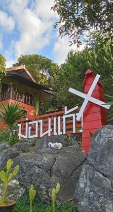 Monkeaw and Climber's Camp