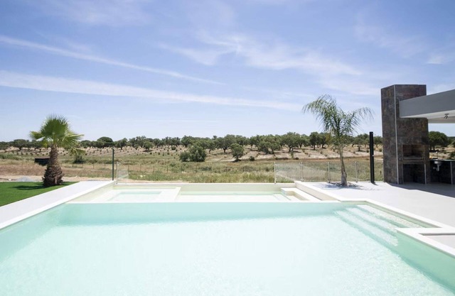 Monte Calmaria by Estilo Lusitano, with private pool and Jacuzzi