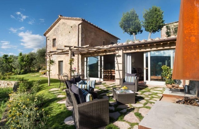 Montestigliano, an authentic farmhouse in the heart of Tuscany, is an oasis of peace and beauty that offers its guests refined residences and an enchanting view