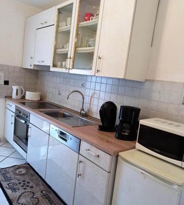 Monteur-, Ferienwohnung mit Balkon in Hanau bei Frankfurt und Aschaffenburg