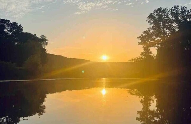Moon-Rise Cabin -Serene and Unique off Katy Trail