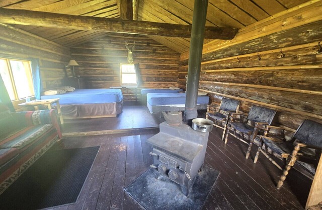 Moose Cabin at Sikanni Ranch