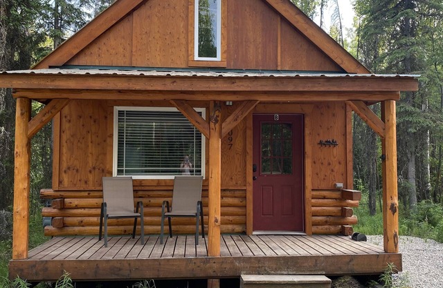 Moose Landing Cabin C87 with all the amenities