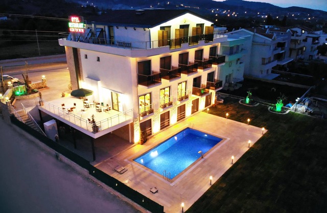 MORDOĞAN Zeytinli Konak Butik Hotel