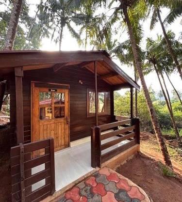 Mountain Breeze Wooden Cottages