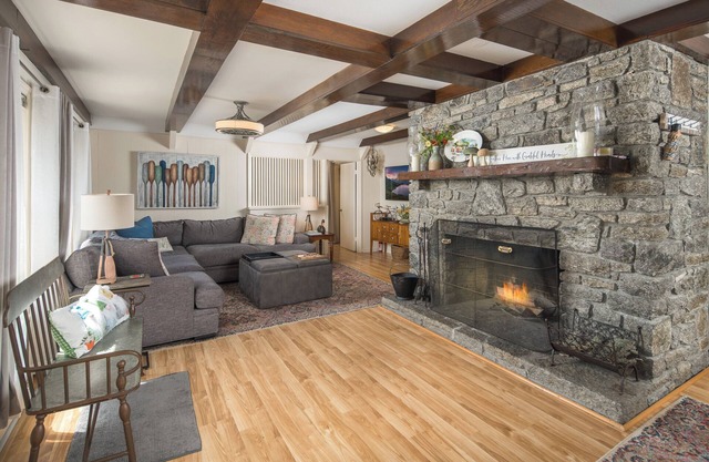Mountain Comfort Awaits at Tundra Swan Chalet