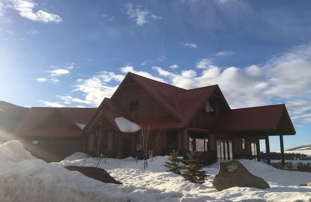 Mountain Home Sleeps 12