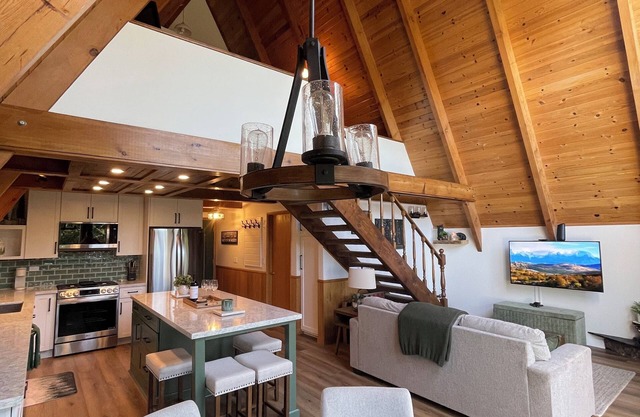 Mountain modern A-Frame near Lake Arrowhead. Just remodeled! 2 units for 1 price
