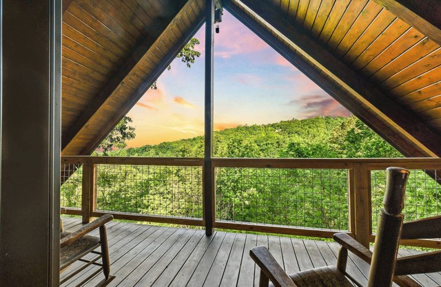 Mountain Top View | Sleeps 11 | Game Room | Pools!