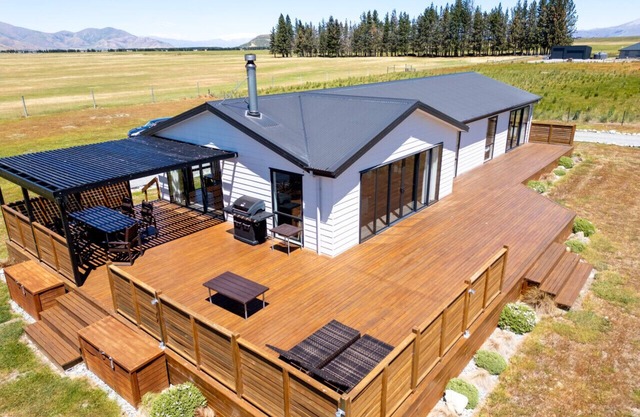 Mountain View Retreat, Twizel FREE WIFI