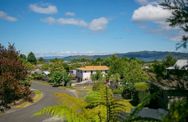 Mountain Views - Stay 3 nights pay for 2