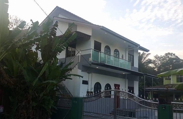 MRI Homestay Sg Buloh - 3 Bed/2 Bath GF