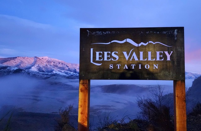 MT Pember Cottage Lees Valley. Oxford Canterbury