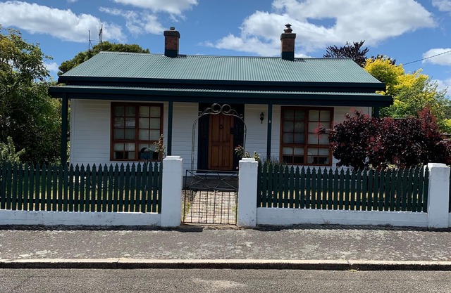 Much Loved Period Cottage